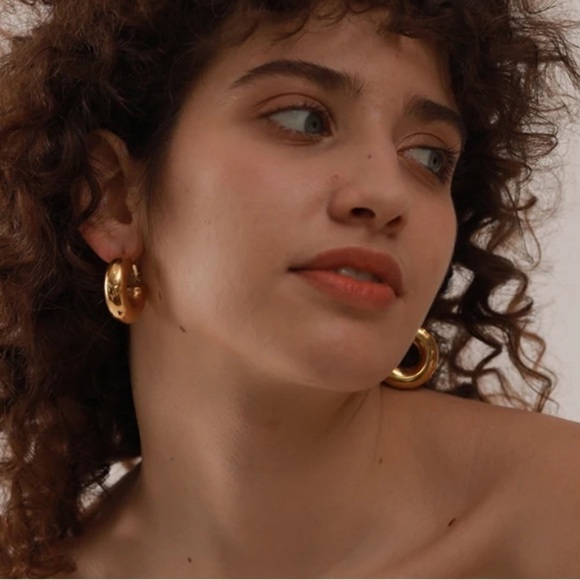 NEW Chunky Gold Hoop Earrings - Picture 4 of 14